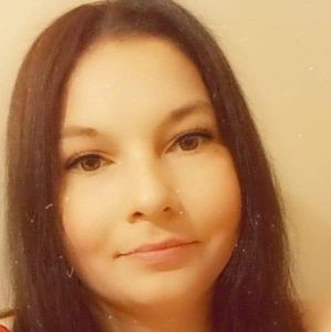 Meet your Posher, Alivia